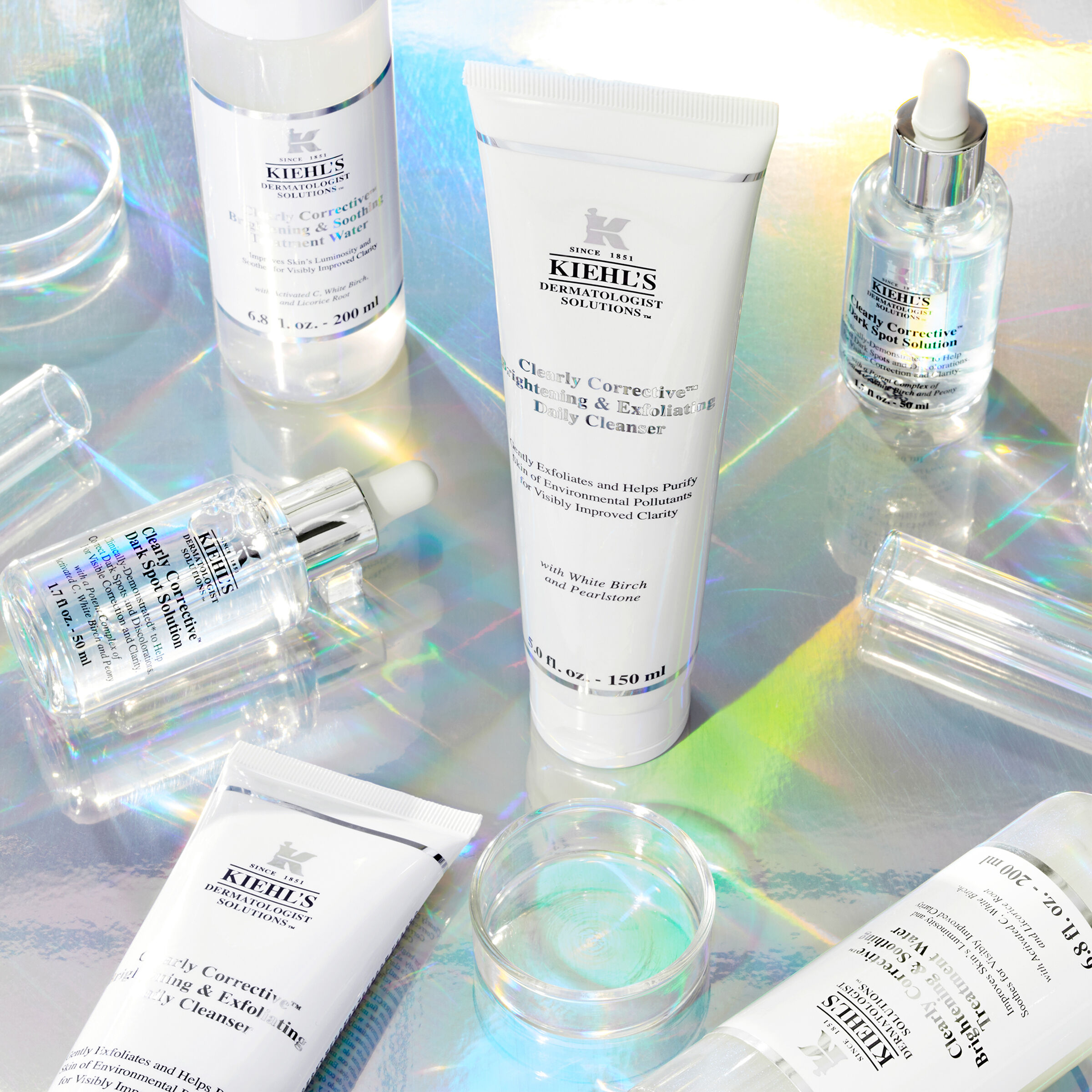 Clearly Corrective™ Nettoyant eclaircissant et exfoliant